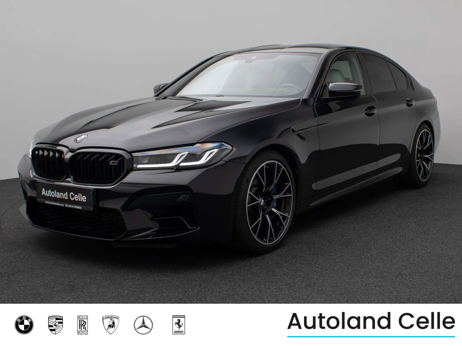 BMW M5 E39 de trois quarts avant