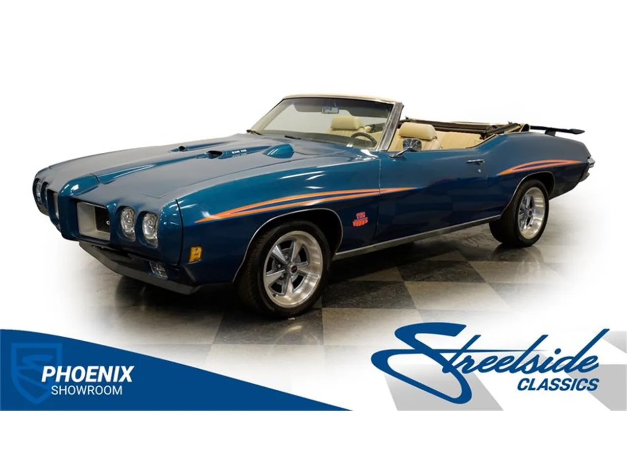 Pontiac LeMans coupé A-body milieu des années 60 de trois quarts avant sur jantes Rally II
